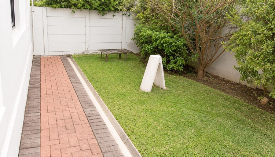 To Let 3 Bedroom Property for Rent in Royal Ascot Western Cape